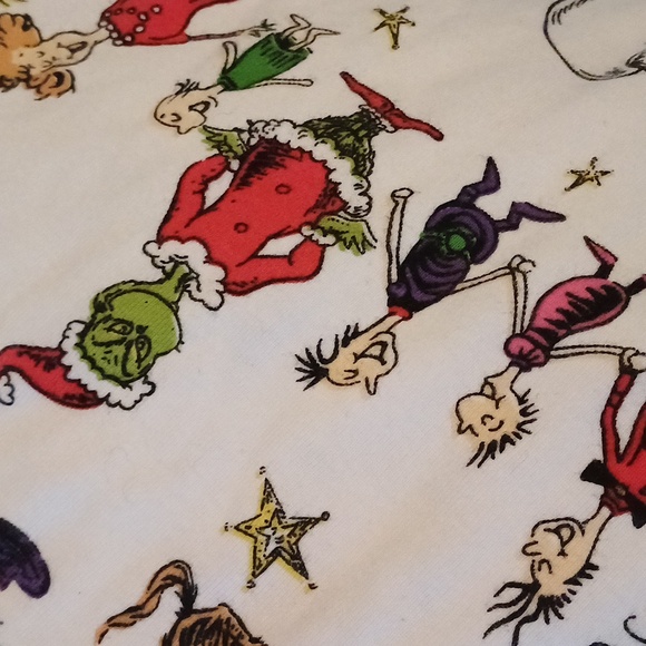 Pottery Barn Kids The Grinch pajama top 2T Christmas - Picture 3 of 9